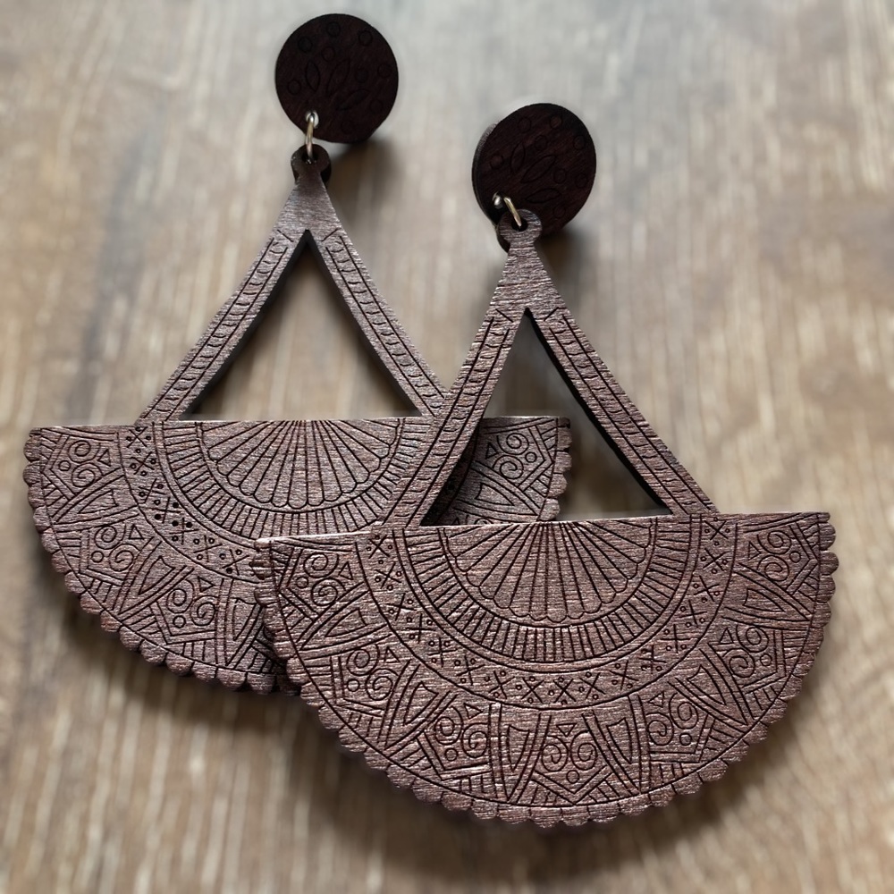 Dark Brown Etched Wooden Earrings - Picture 1 of 2